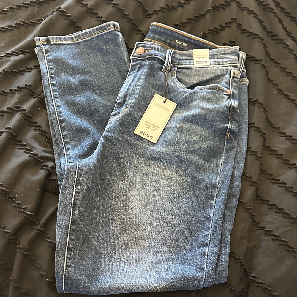 Judy Blue Reg/Curvy Wow Factor Slim Fit Jeans